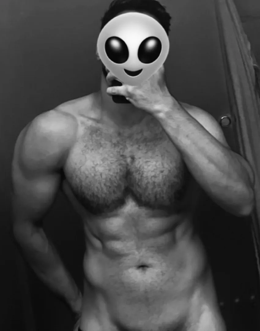 31 [M4F] @ philly - Hung & Fit & Straight: Around for a week