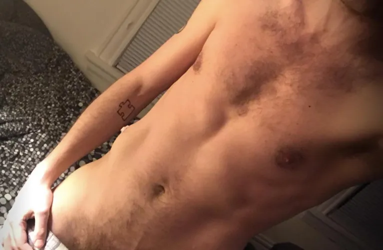 31[M4MF] #Queens - Valentine’s Surprise?