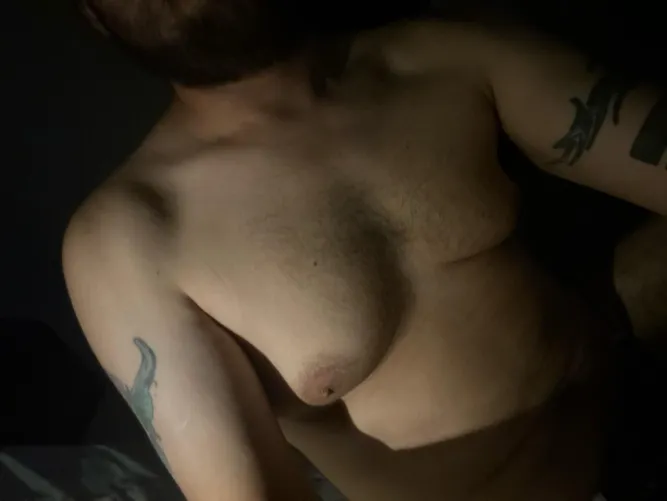 32 Latino, Suck on them