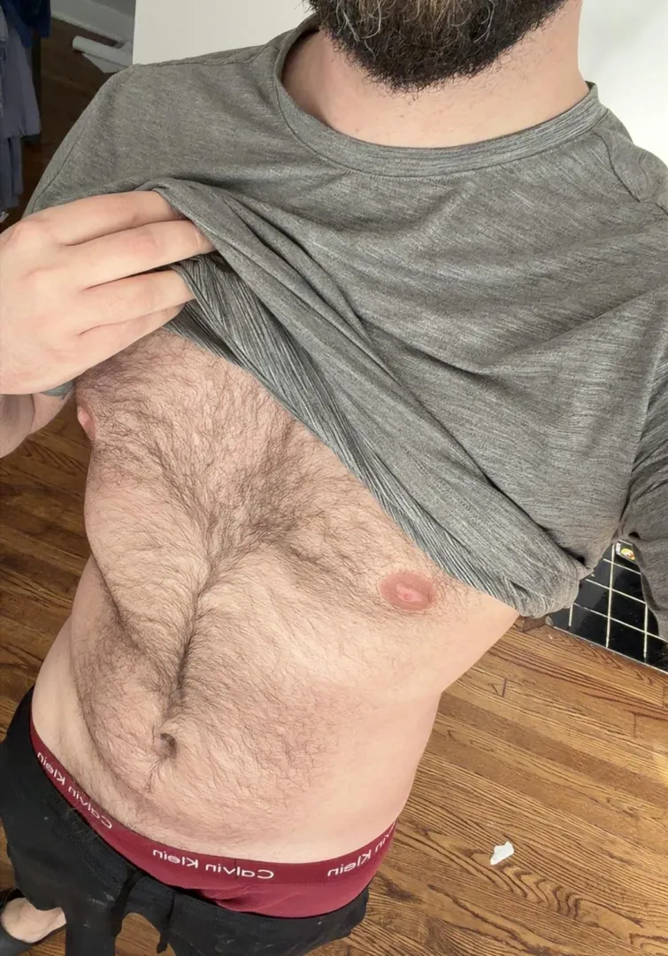 32 M4M, resident physician in Memphis looking for a hot guy to talk to regularly