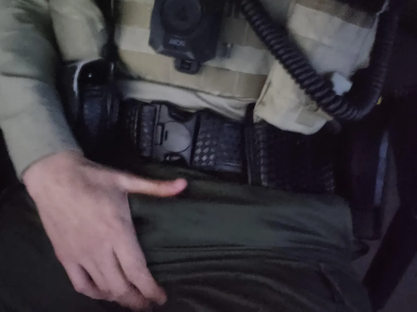 [32] Slow night, someone convince me to get it out.