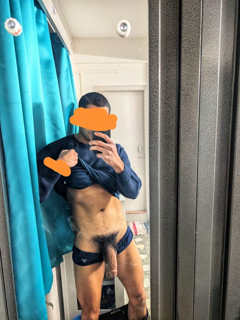 32, straight - dad of 2