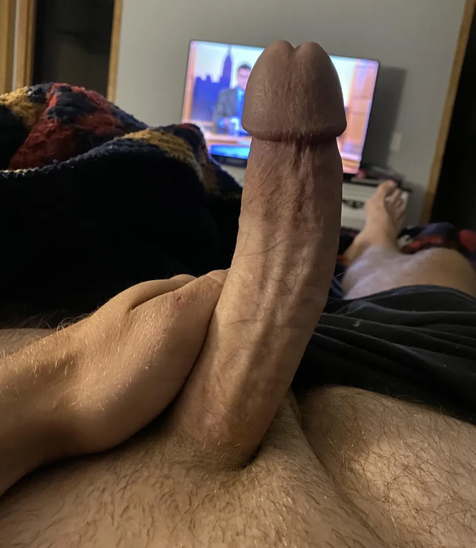 [32] straight, married.