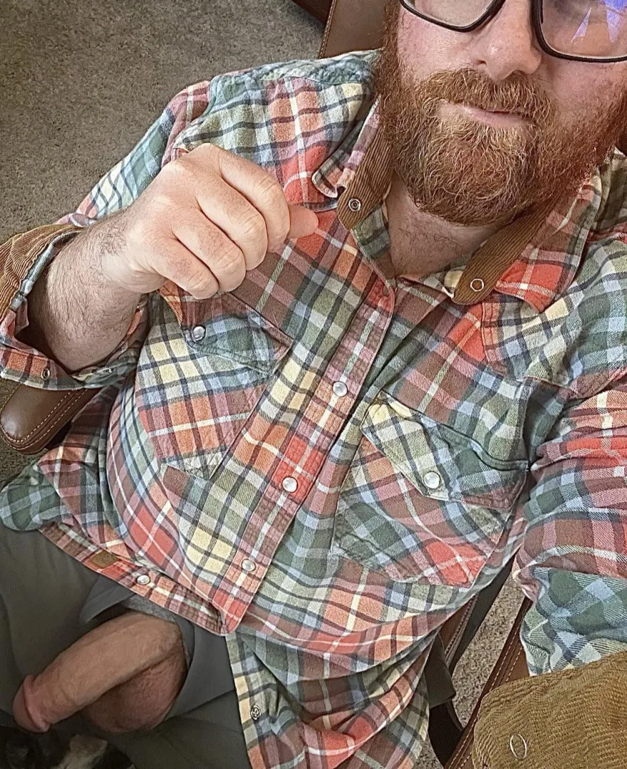 (32) suck my fat cock