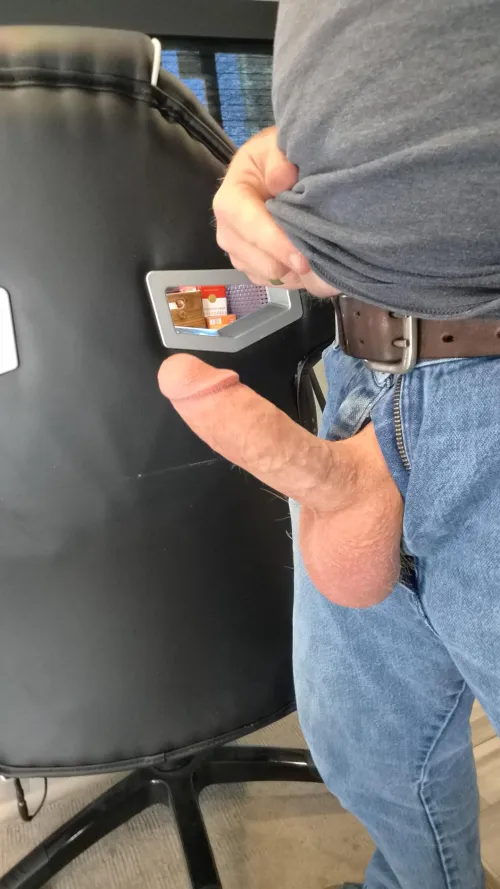 (32) there just isn't enough room in these jeans...