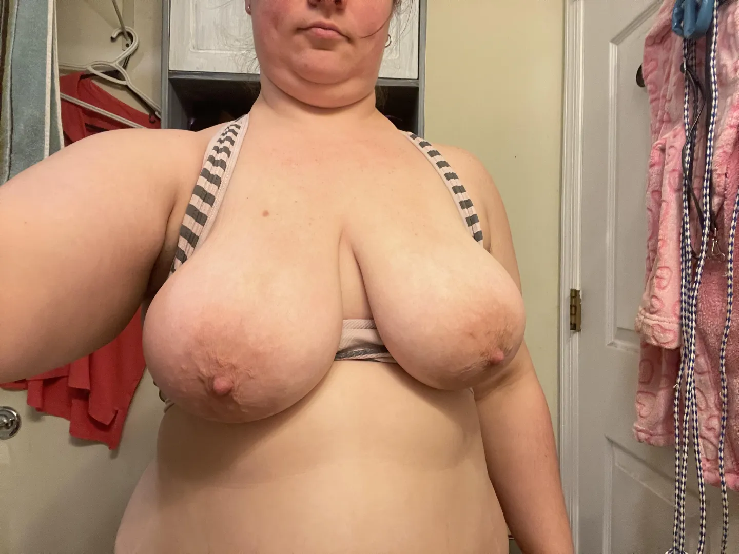32bbwf 40m looking for a female couple or bi versatile male Chattanooga tn