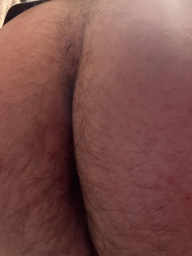 32m anyone want a big ass?