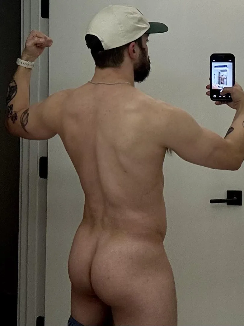 33 [m4m] chill masc guy for same, can host