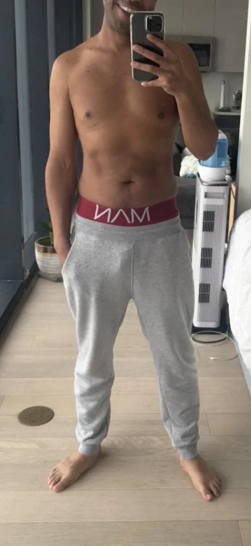 33 [M4M] Nudist Bro. Looking to find a chill guy to get naked with. Talk about sex. Share photos. Jerk together. Tag chicks/dudes. Down for groups. The freakier the better. Let’s make some fun and nut with each other. Dallas/SMU