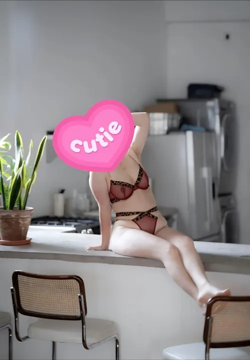 34 F4M or F4MM # NYC - pound me while my husband watched