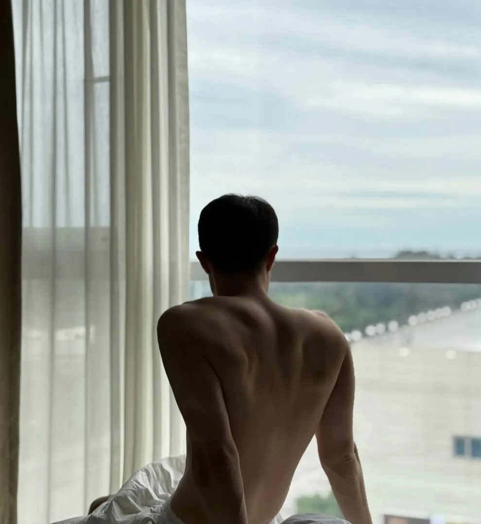 34 (M4F) Fit Asian just looking for a fun time