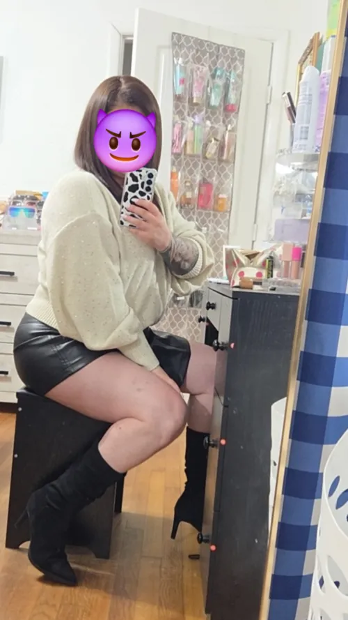 34f looking to have fun with hubby in dfw ...we are new to all this