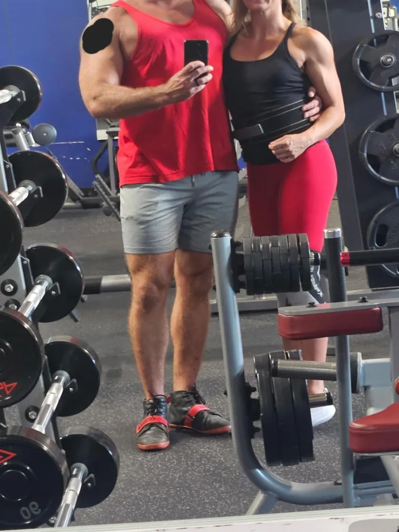 36/43 (MF4MF) (Banff) Feb 2-5 NO SINGLE MALES