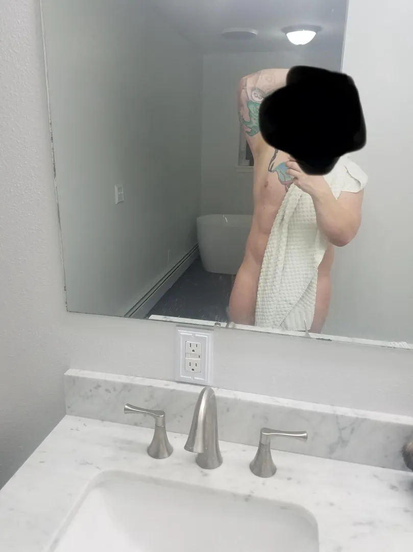 36m looking for couples