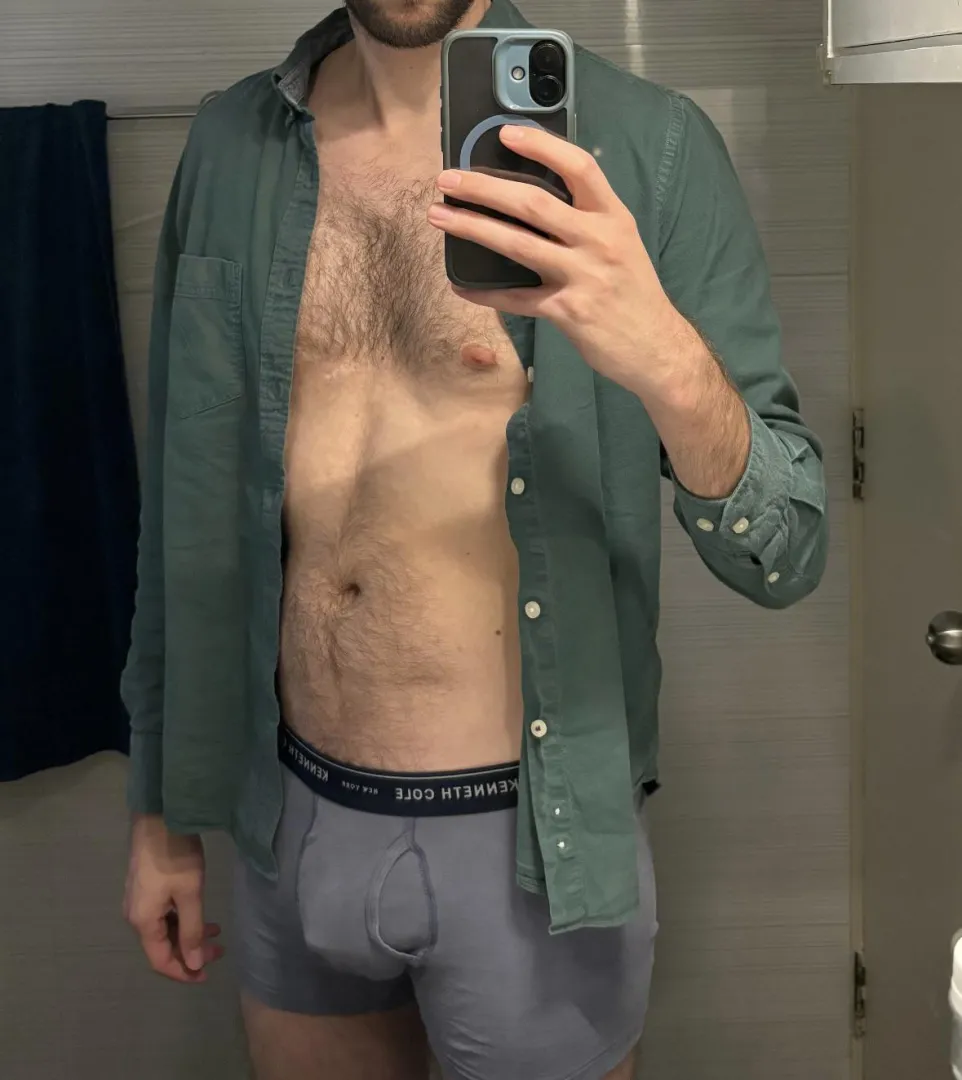 37 M, virtual open relationship being tested.