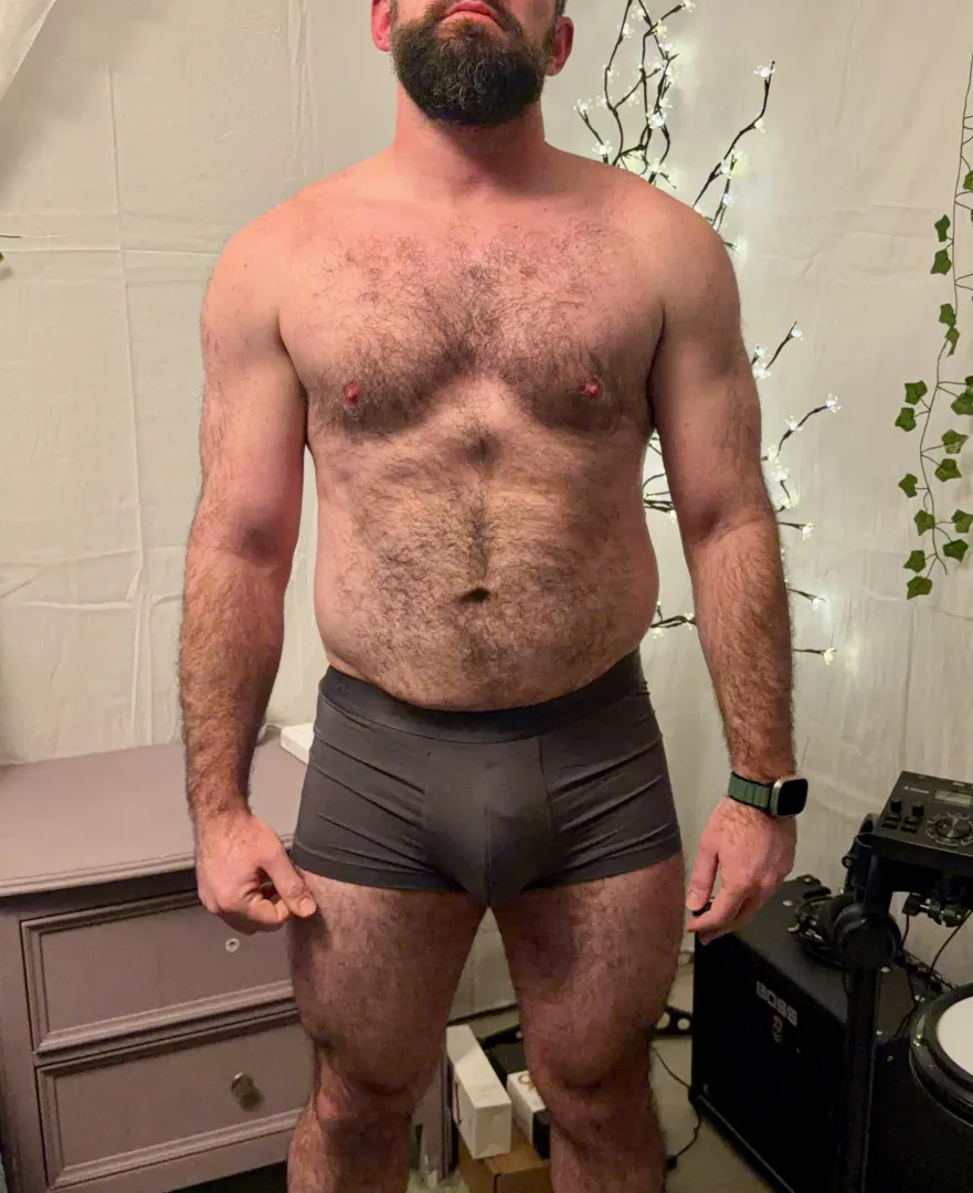 [37] Used to be insecure about my chest hair - should I be?