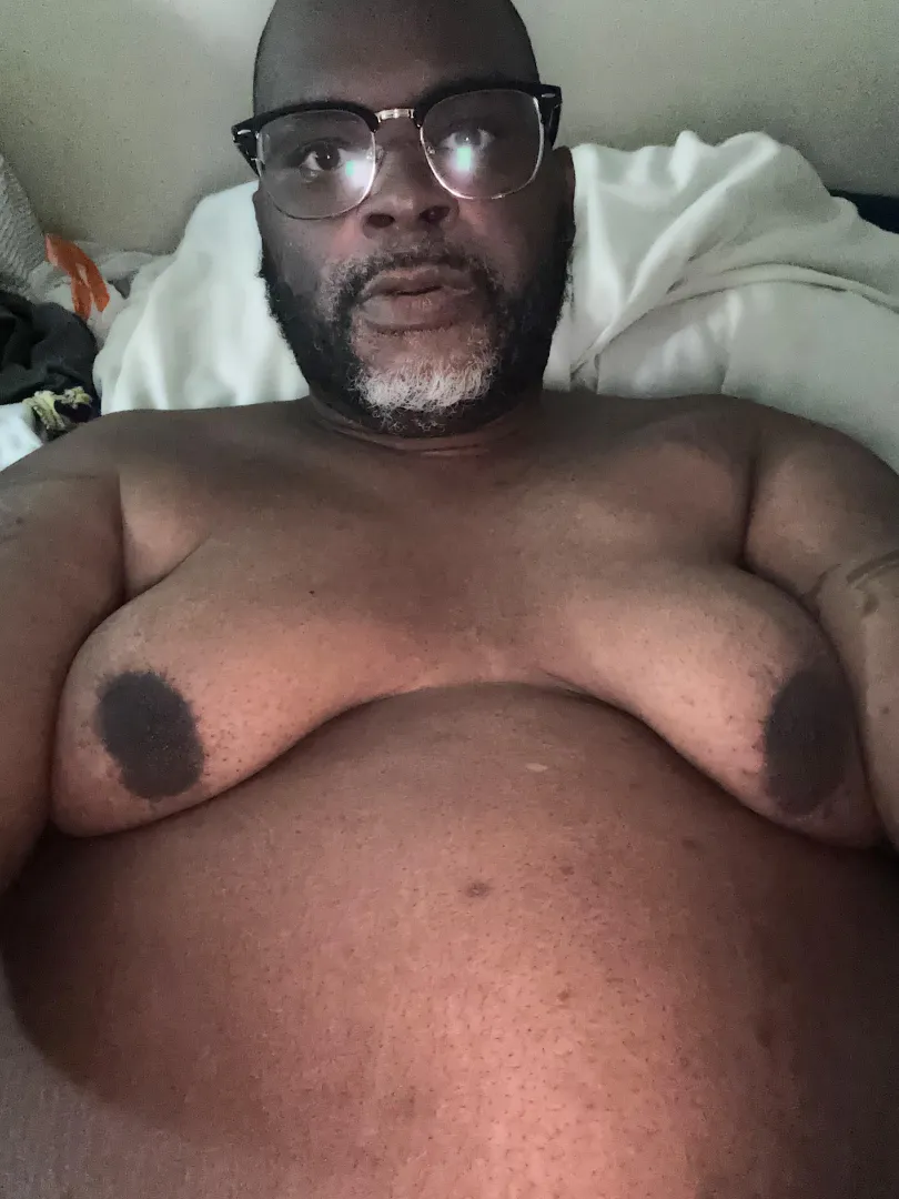 38 M Utah. Come keep me company on a cold winter night