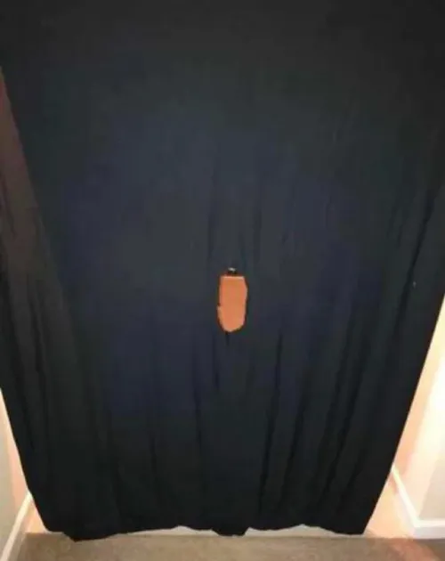 38 [MF4F] reverse gloryhole, looking for another woman to play