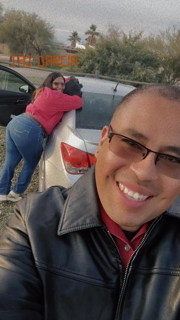 38m22f looking for drinking buddies tonight roll up and let's have a meet and greet message me asap I'll send the address ..