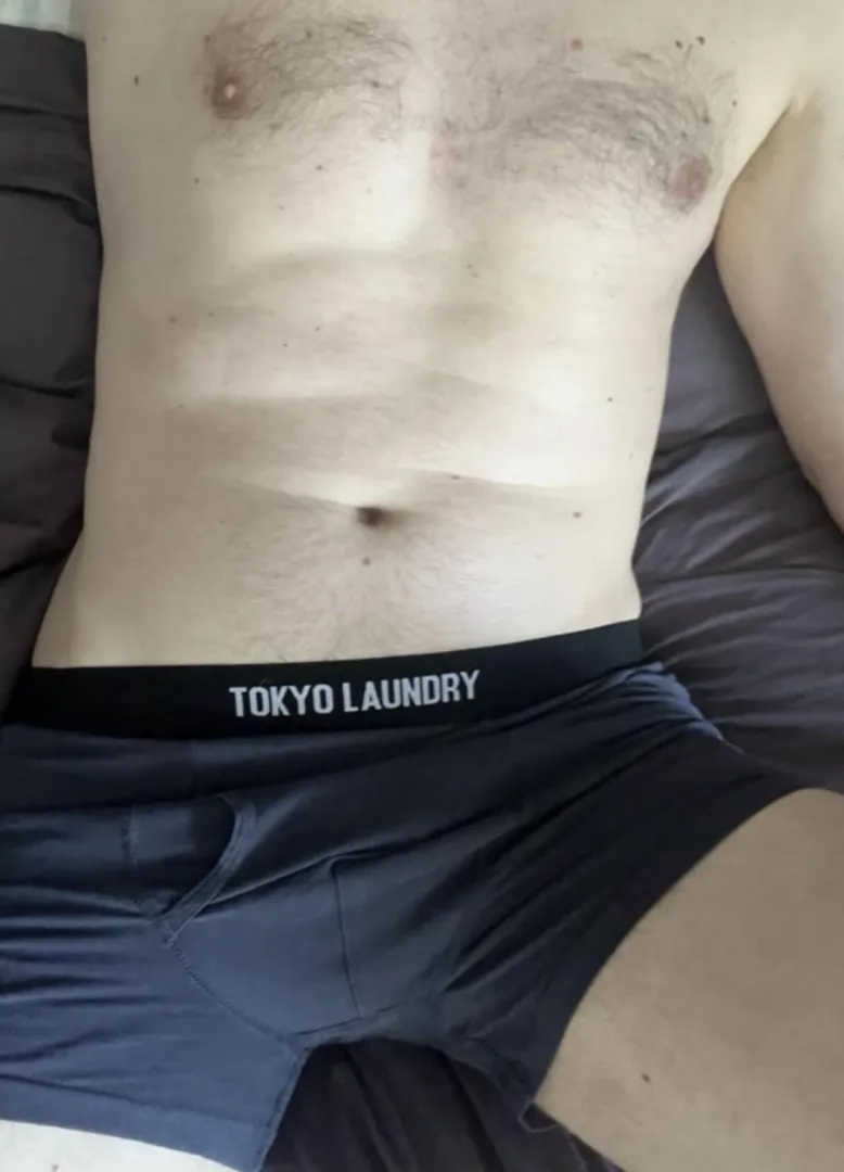 39 Dom looking for an obedient sub who wants to follow instructions and do as they’re told. Slim, toned, muscle, hairy, masc all welcome. Stripping/underwear/joi. Show face. Long term for the right sub. Sc plantmeup