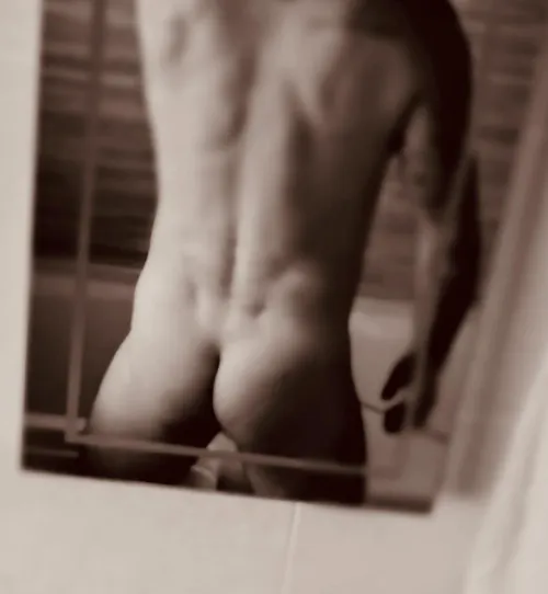 (40) straight - Would you tongue a dilf? 