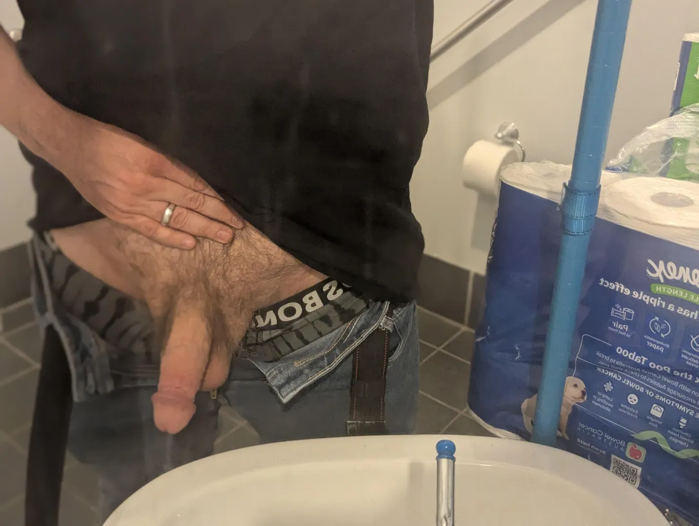 (43) It's shaping up to be a long, hard night