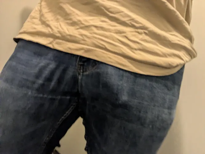 (43) starting the week off right