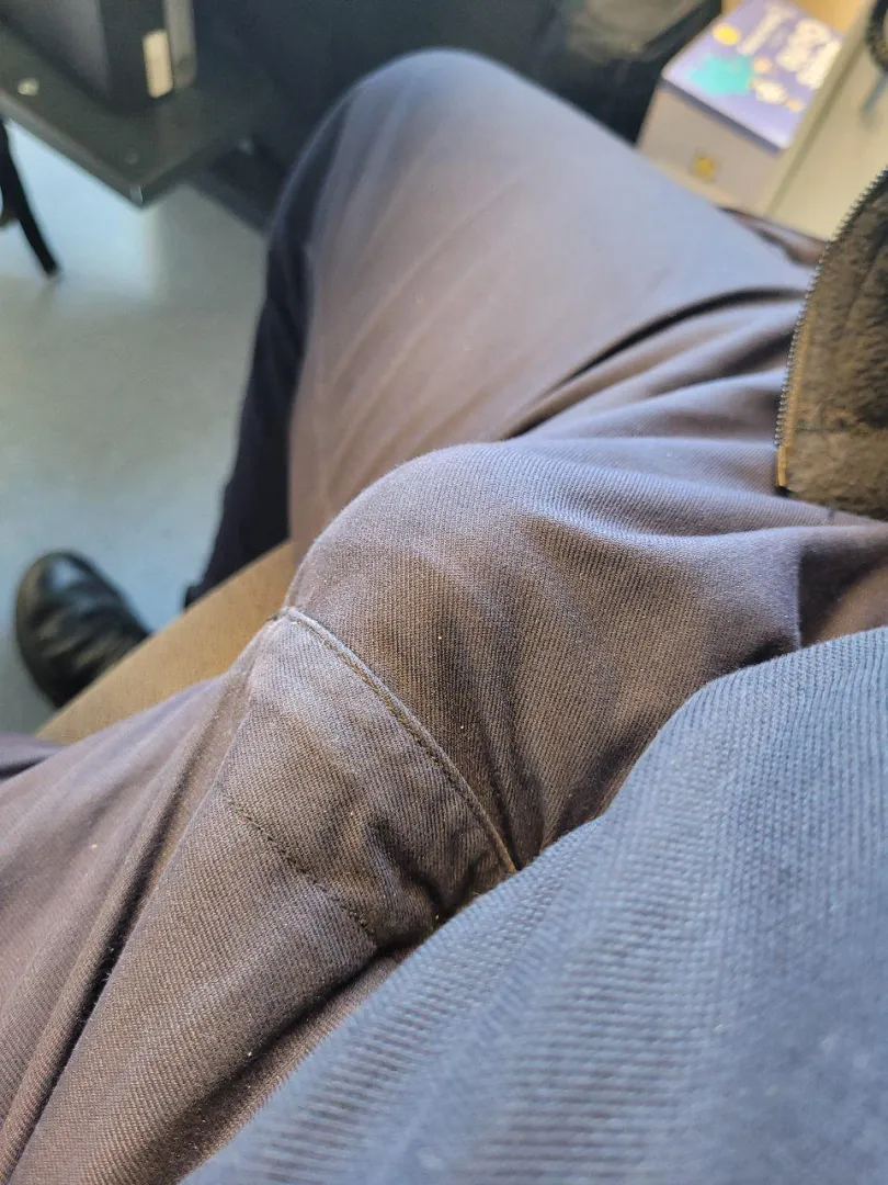 (44) Just a few minutes before my shift starts, alone in the office...it would be so great if a woman, or even better, a female colleague, came in.