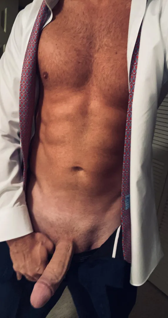 (45) Office bathroom at 2?