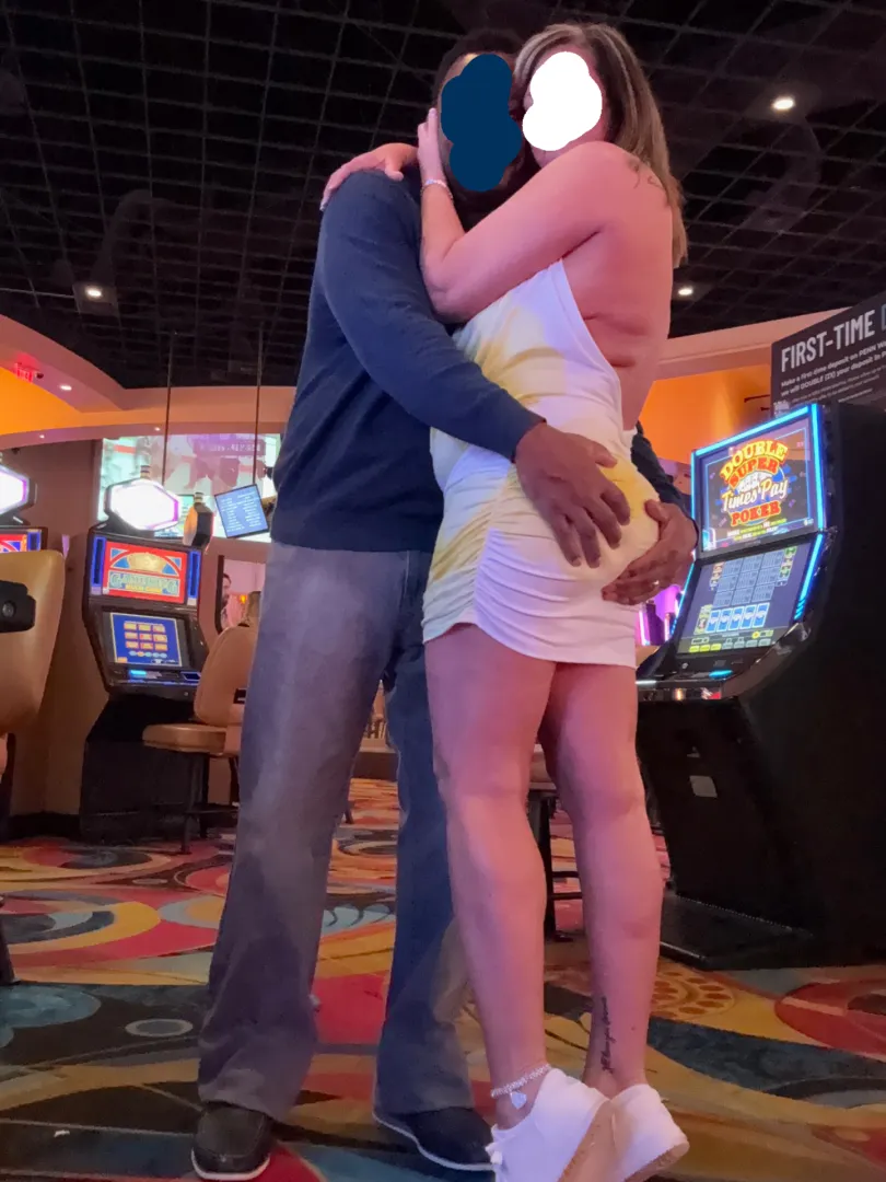 47/55 [MF4MF] #Toledo we're looking for a serious decent shaped couple or female to link up with Fri night 1/23. Serious inquiries only!