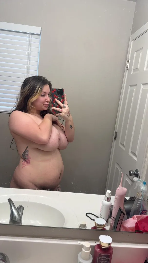 5’1 and very pregnant, would you fuck?