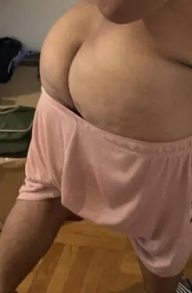 [90813] 36 - beefy man with big ass looking for those eaters.