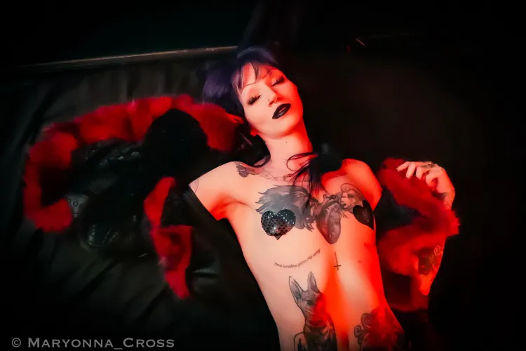 90lb petite goth girl - Maryonna Cross