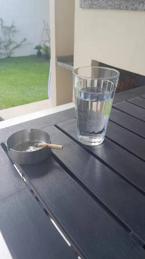 A full glass of water is one of the best things to have with a cigarette