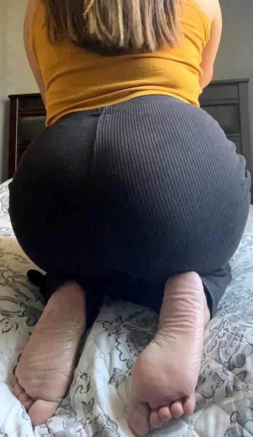 A huge ass + Tiny Soles. I dare you to find something better.