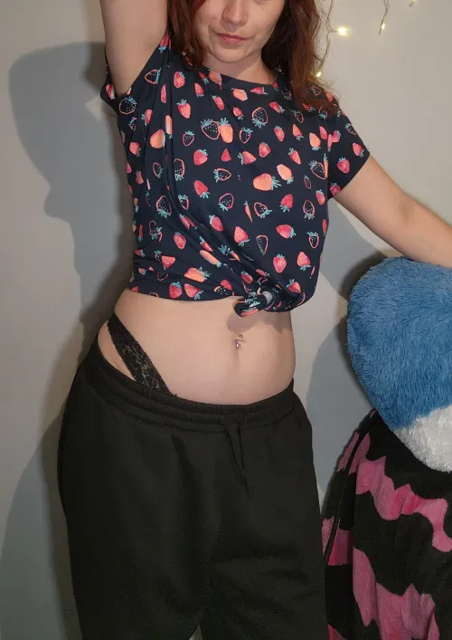 A little lace sneak peek ✨️