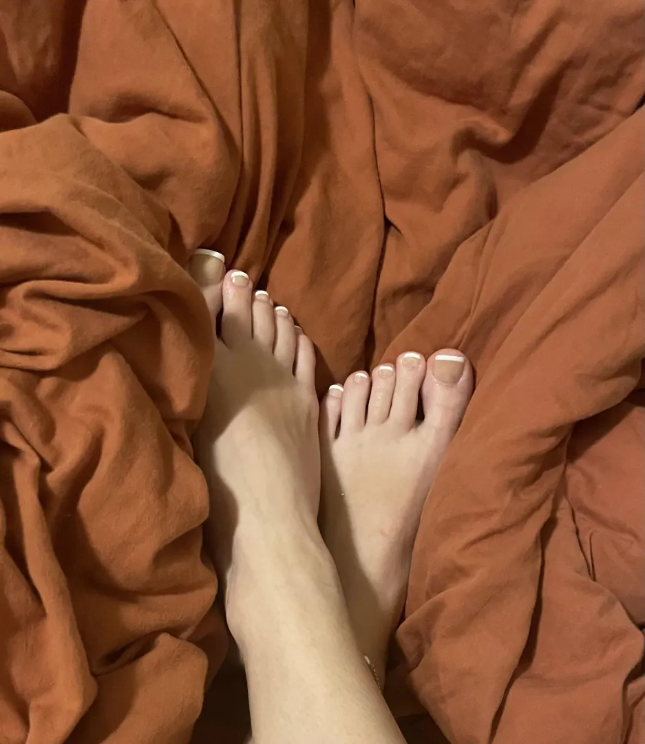 A moment for the French tips 