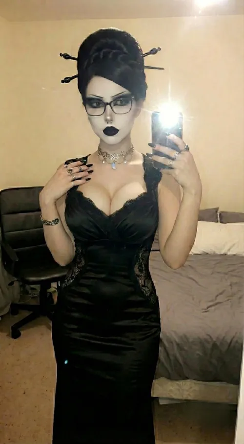 A pathetic pig like you should always be worshipping a Goddess like me