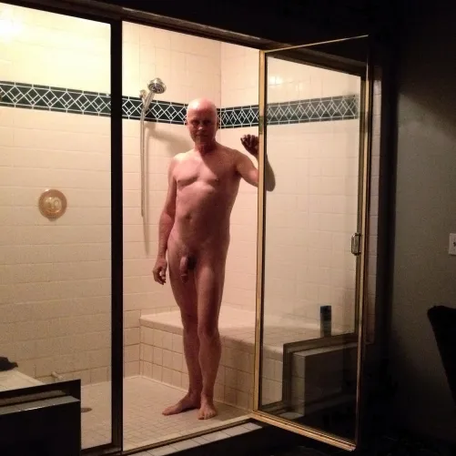 A shower designed for two. Or more ...