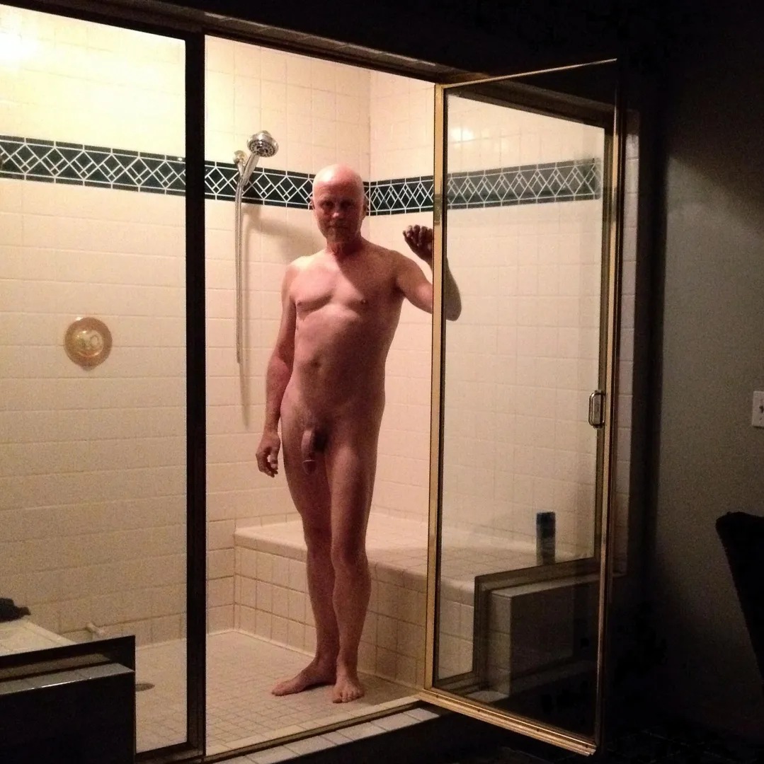 A shower designed for two. Or more ...