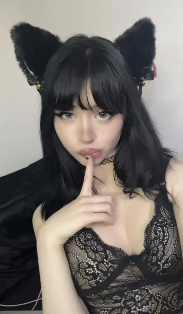 adopt this bat girl? I promise I’ll drain you dry