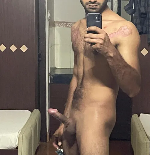 Age 28. Am I attractive?