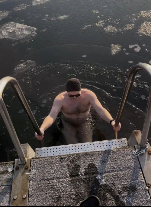 All alone at the nude Beach/Kalmar Sweden