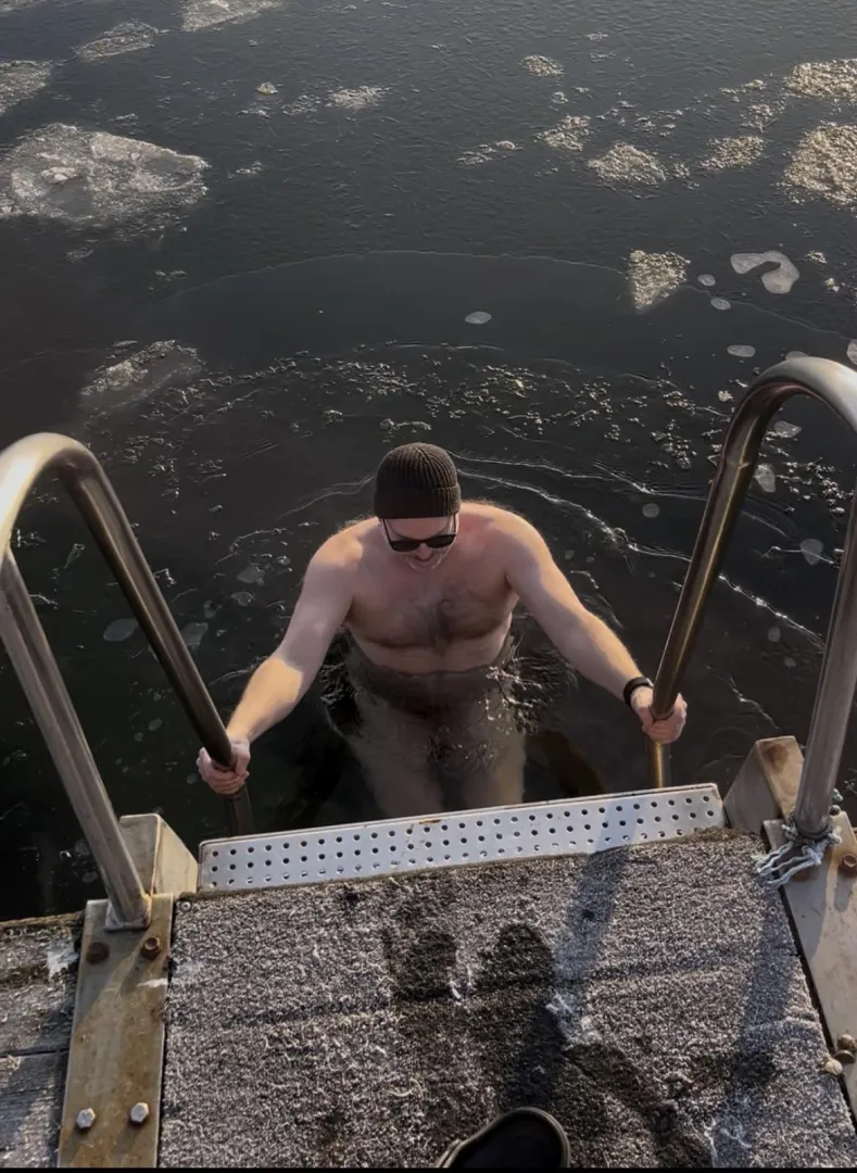 All alone at the nude Beach/Kalmar Sweden