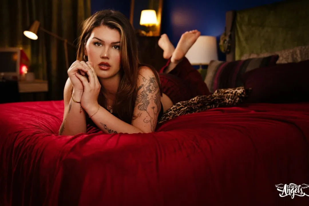 All glammed up. Wow!