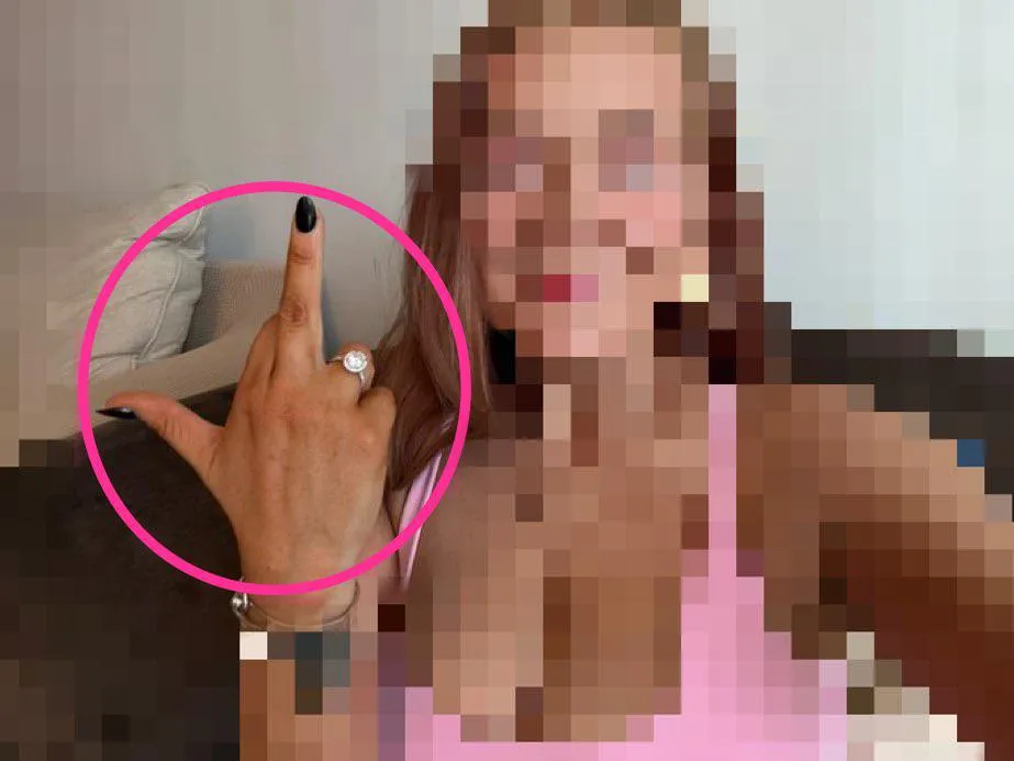 all u get, my middle finger & my fat wedding ring you could never afford to buy for me (: