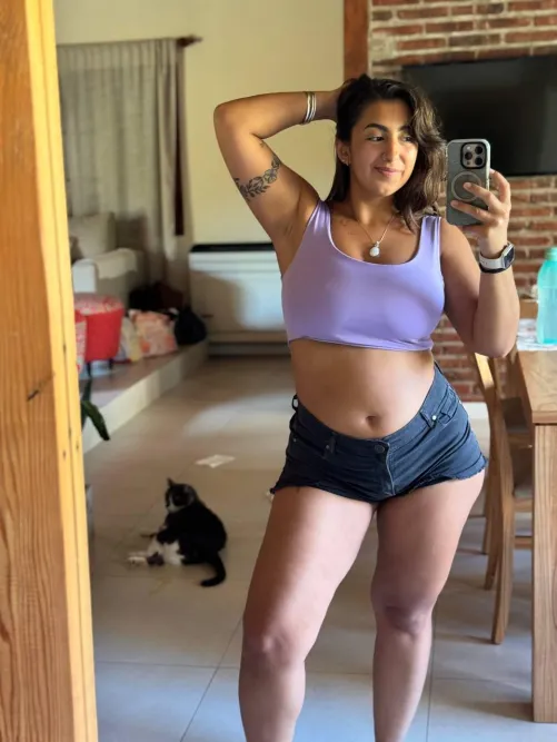 am i looking like the girl of your dreams