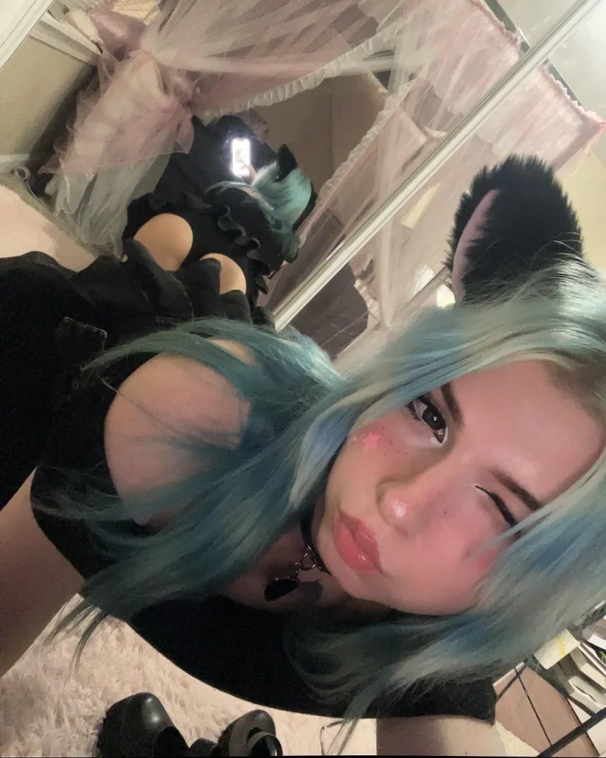 am i the perfect little pet youve been dreaming of?