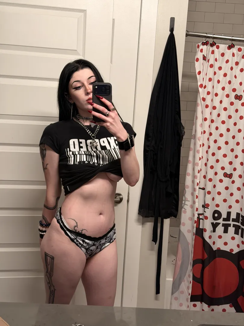 Am I the type to make you horny?