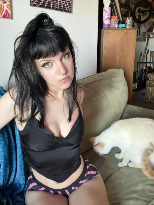 Am I too cute to f*ck?🥺